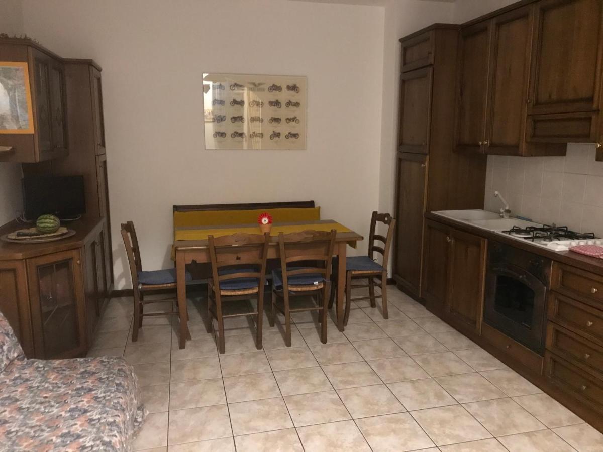 B&B " Guzzi - Inn " Mandello del Lario Luaran gambar