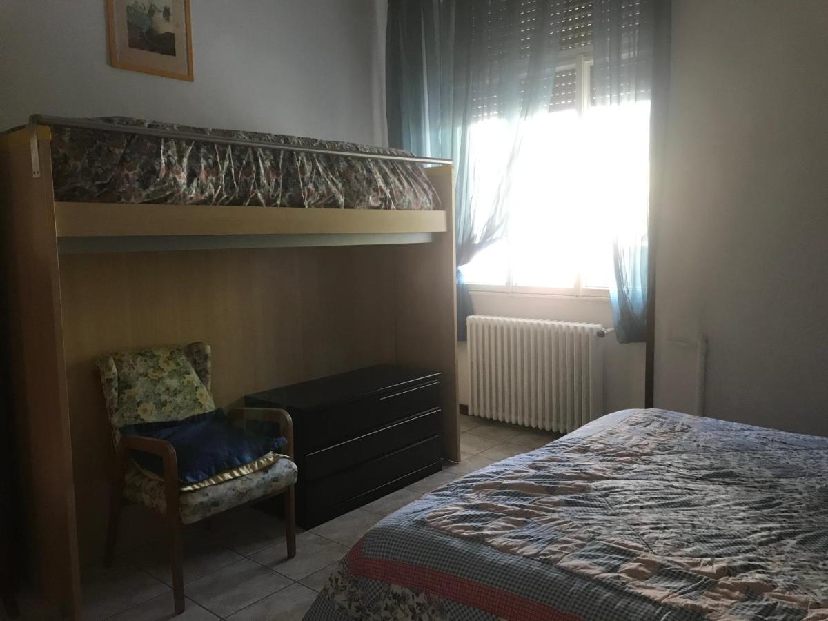 B&B " Guzzi - Inn " Mandello del Lario Luaran gambar